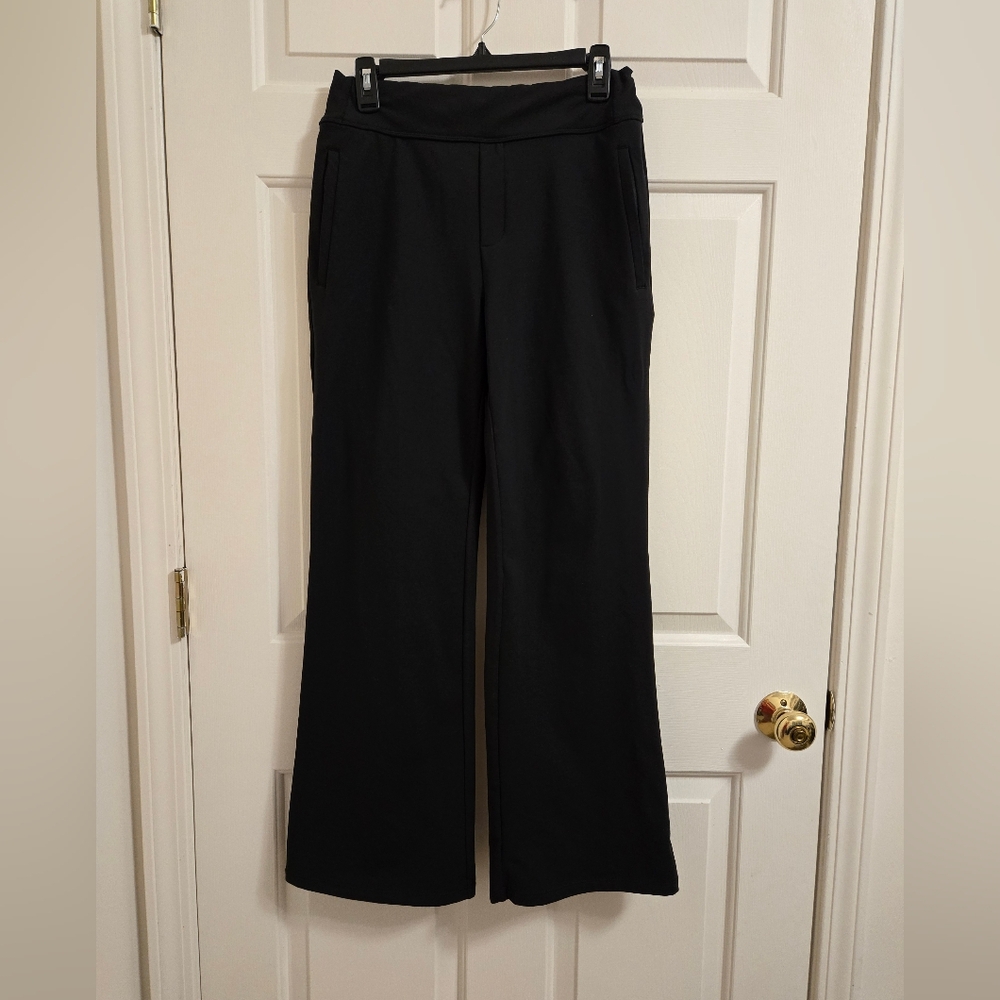 HALARA Black Boot Cut Pants Med/Reg 🖤